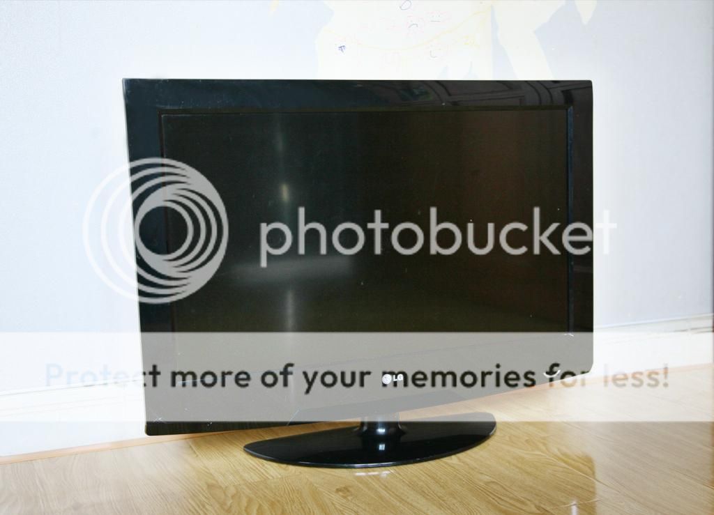 BÁN TV LCD LG 32 INCH GIÁ 3tr2