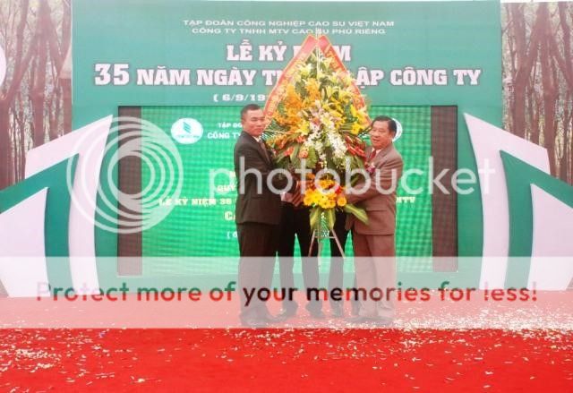 [Image: 1_zpsae0b719f.jpg]